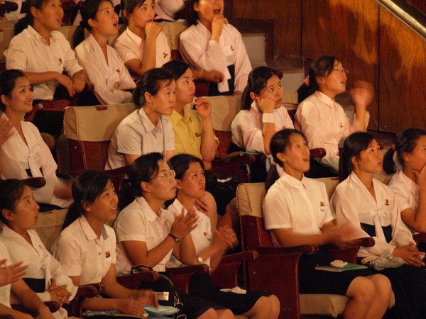 Как Надо Дорожить Родиной (60 лет КНДР)