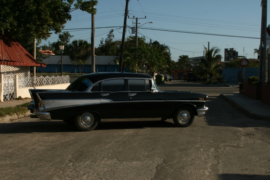 «Вдевятером  по Кубе или мы из Кракожии…»