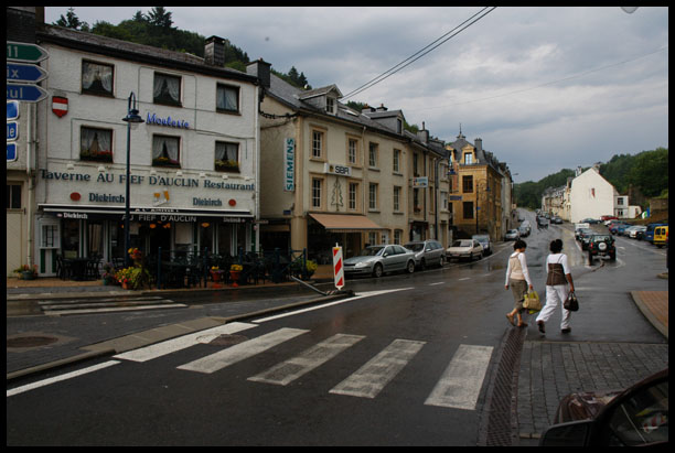 Разная Бельгия (Валлония vs Фландрия)