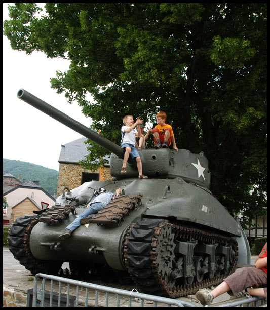 Разная Бельгия (Валлония vs Фландрия)