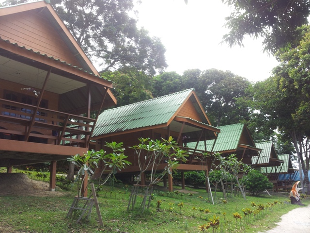 “Умный в гору (>не<) пойдёт…": Mountain Resort – Koh Lipe