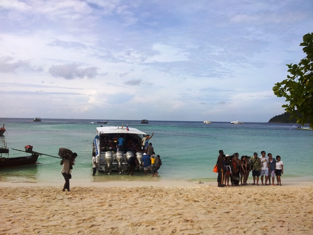 “Умный в гору (>не<) пойдёт…": Mountain Resort – Koh Lipe