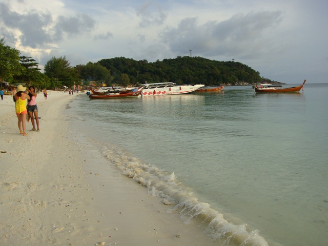 “Умный в гору (>не<) пойдёт…": Mountain Resort – Koh Lipe