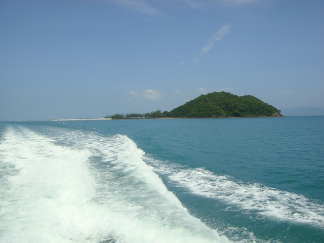 СаТаХуаБа (июль 2011) - every day we’re shuffling (: