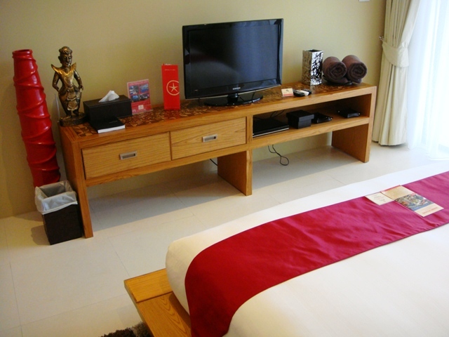 СаТаХуаБа (июль 2011) - every day we’re shuffling (: