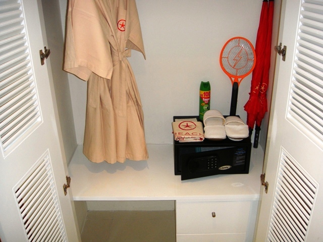 СаТаХуаБа (июль 2011) - every day we’re shuffling (: