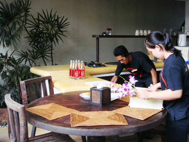 СаТаХуаБа (июль 2011) - every day we’re shuffling (: