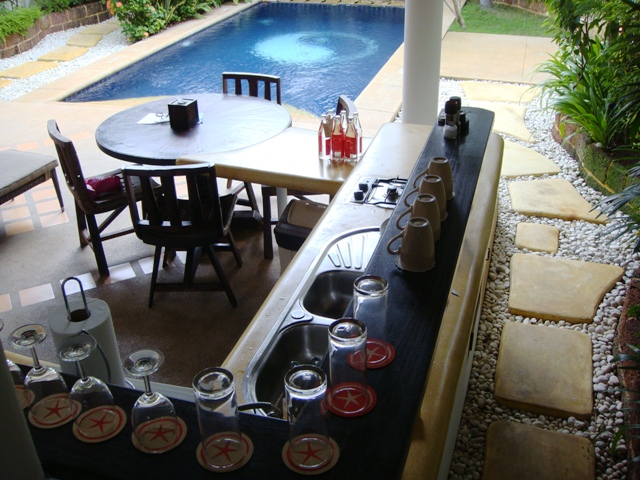 СаТаХуаБа (июль 2011) - every day we’re shuffling (: