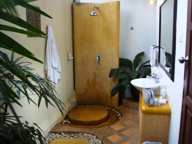 СаТаХуаБа (июль 2011) - every day we’re shuffling (: