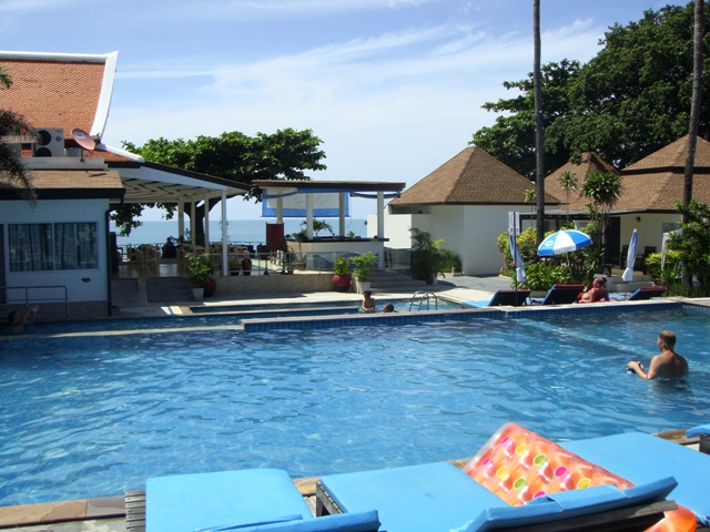 СаТаХуаБа (июль 2011) - every day we’re shuffling (: