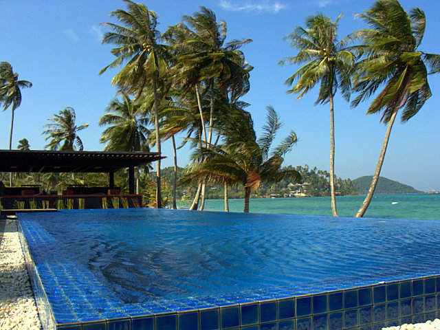 Безмятежный отдых в мятежном Таиланде