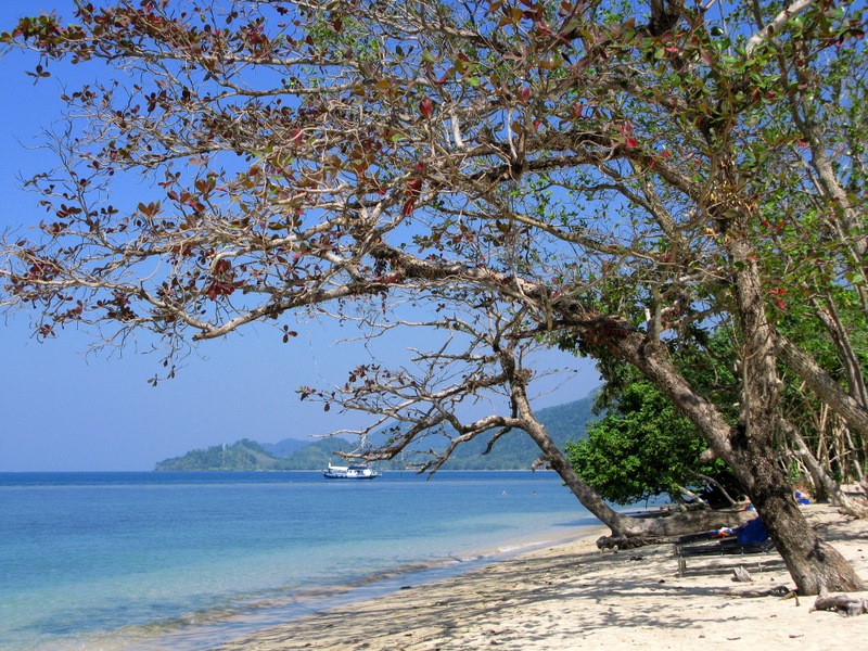 Безмятежный отдых в мятежном Таиланде