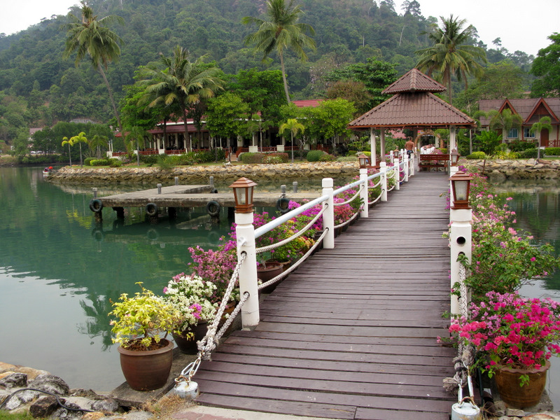 Безмятежный отдых в мятежном Таиланде