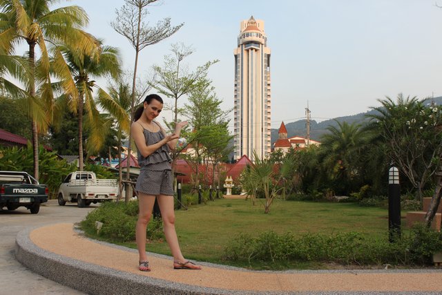 Сочинение. Как я провел лето, нет зиму, нет отпуск. Пукет и