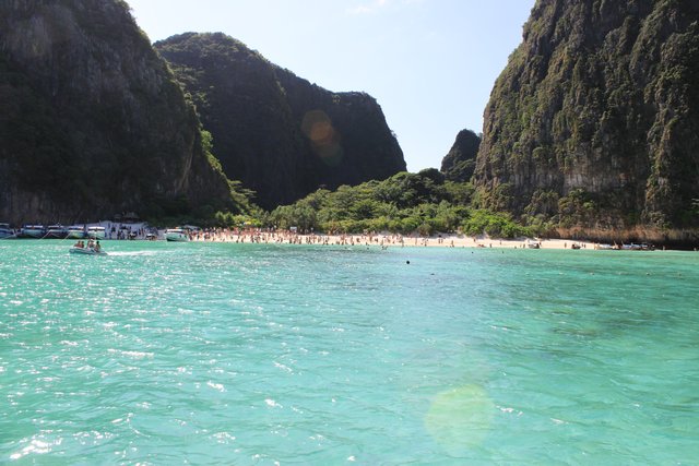 Сочинение. Как я провел лето, нет зиму, нет отпуск. Пукет и