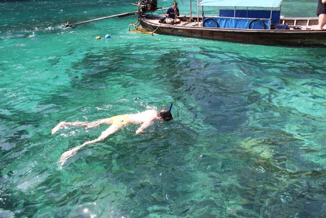 Сочинение. Как я провел лето, нет зиму, нет отпуск. Пукет и