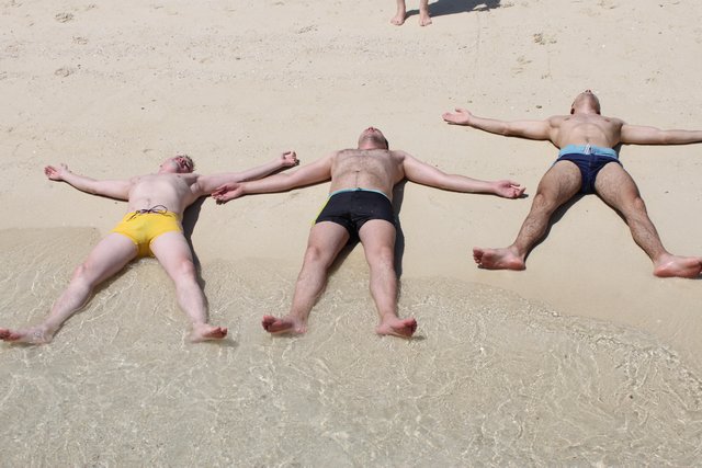 Сочинение. Как я провел лето, нет зиму, нет отпуск. Пукет и