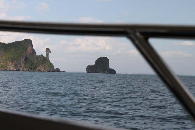 Сочинение. Как я провел лето, нет зиму, нет отпуск. Пукет и