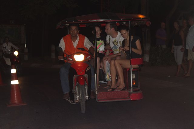 Сочинение. Как я провел лето, нет зиму, нет отпуск. Пукет и