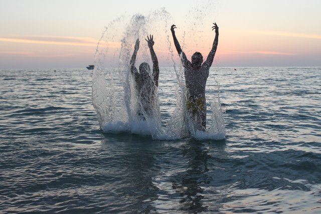 Сочинение. Как я провел лето, нет зиму, нет отпуск. Пукет и