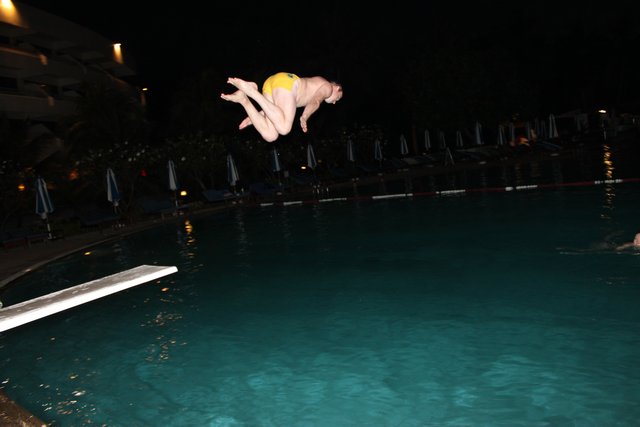 Сочинение. Как я провел лето, нет зиму, нет отпуск. Пукет и