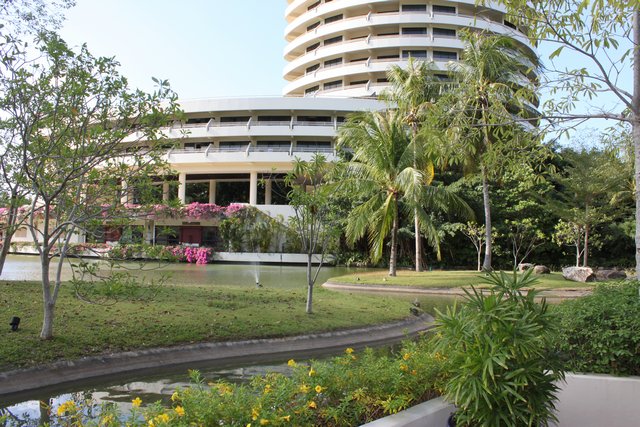 Сочинение. Как я провел лето, нет зиму, нет отпуск. Пукет и