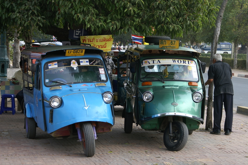 Bangkok Phuket Phi Phi Don Bamboo Island фото (траффик)