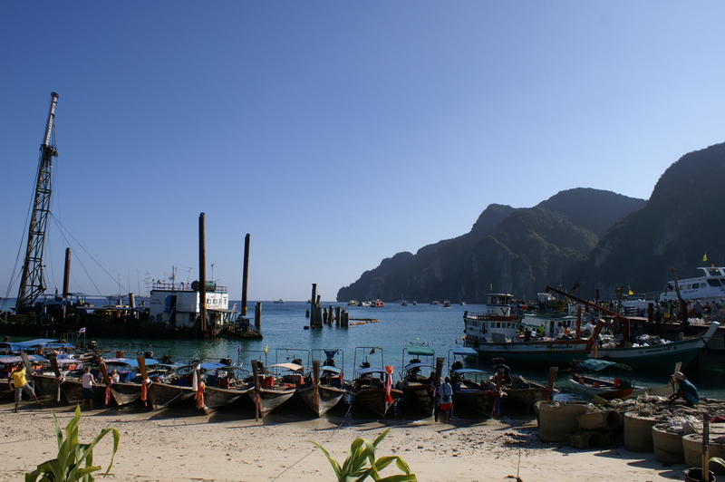 Bangkok Phuket Phi Phi Don Bamboo Island фото (траффик)