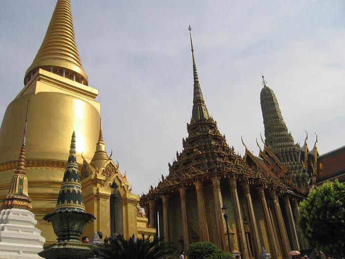 Свадебное путешествие и первая самостоятельная поездка в Тай