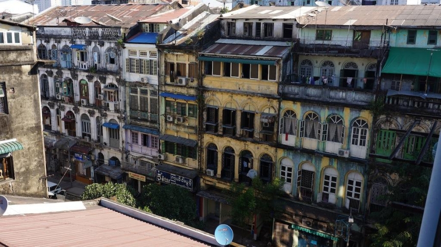 Спонтанно в Мьянму или 4 дня в Янгоне (18.12.11 - 23.12.11) Спонтанно в Мьянму или 4 дня в Янгоне (18.12.11 - 23.12.11)