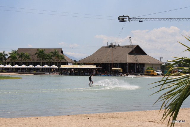 CWC - спортивно водный комплекс в Наге (Naga). Филиппины