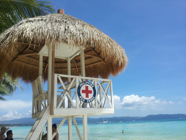 Hi, Boracay: nigi nigi, lapu lapu, halo halo...