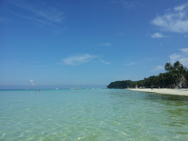 Hi, Boracay: nigi nigi, lapu lapu, halo halo...