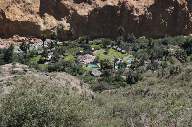 Одиночное пешее путешествие вдоль каньона Колка