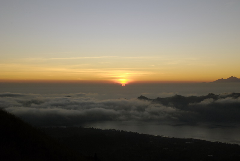 Сумма нескольких визитов на Бали (фото, трафик) Сумма нескольких визитов на Бали (фото, трафик)