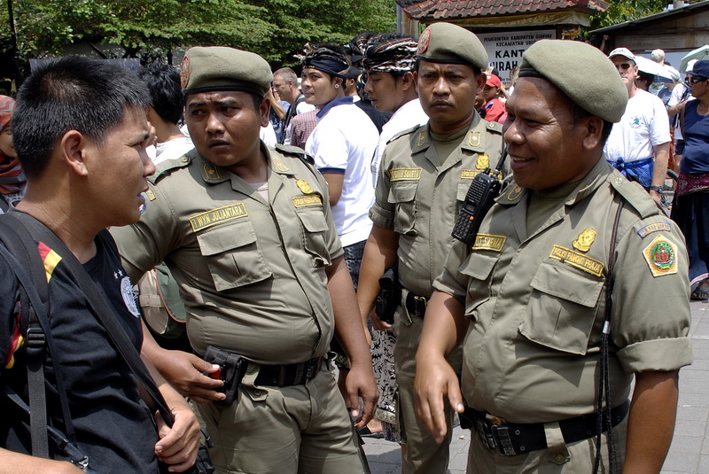 Сумма нескольких визитов на Бали (фото, трафик) Сумма нескольких визитов на Бали (фото, трафик)