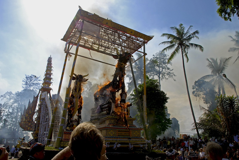 Сумма нескольких визитов на Бали (фото, трафик) Сумма нескольких визитов на Бали (фото, трафик)