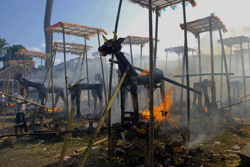 Сумма нескольких визитов на Бали (фото, трафик) Сумма нескольких визитов на Бали (фото, трафик)