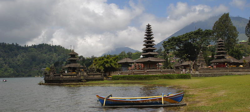 Сумма нескольких визитов на Бали (фото, трафик) Сумма нескольких визитов на Бали (фото, трафик)