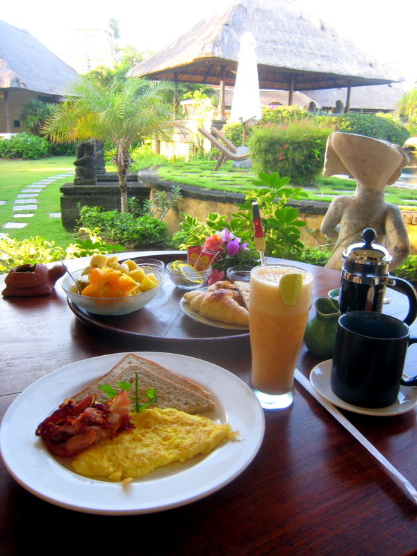 Bali. Отели Matahari Terbit и Rumah bali. Кто-нибудь был???