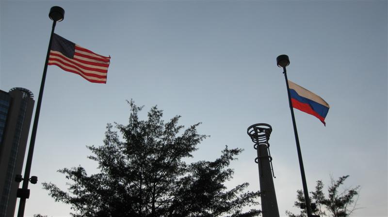 Отключив другое полушарие (США с севера на юг и обратно)