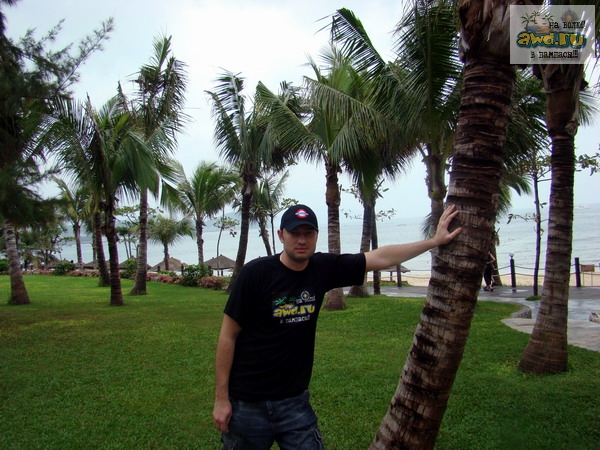 Фотоконкурс. Форумчане в майках AWD, в путешествиях. часть 2