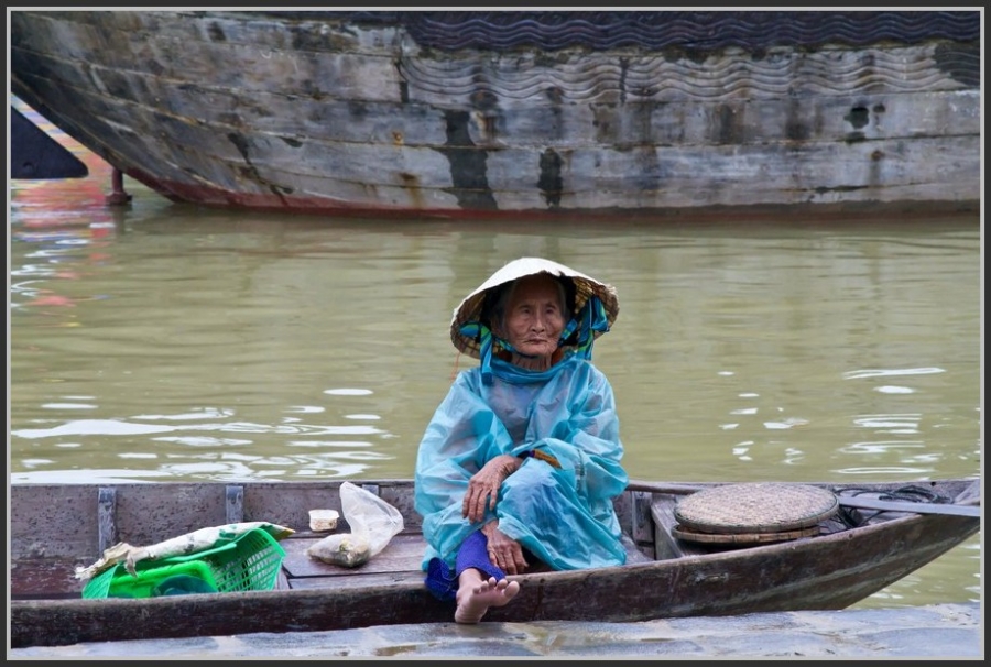 Бабушки - старушки.