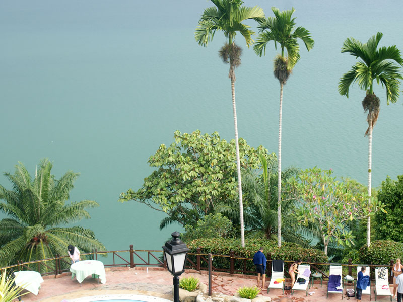 Lake Kenyir + остров Реданг (Малайзия)