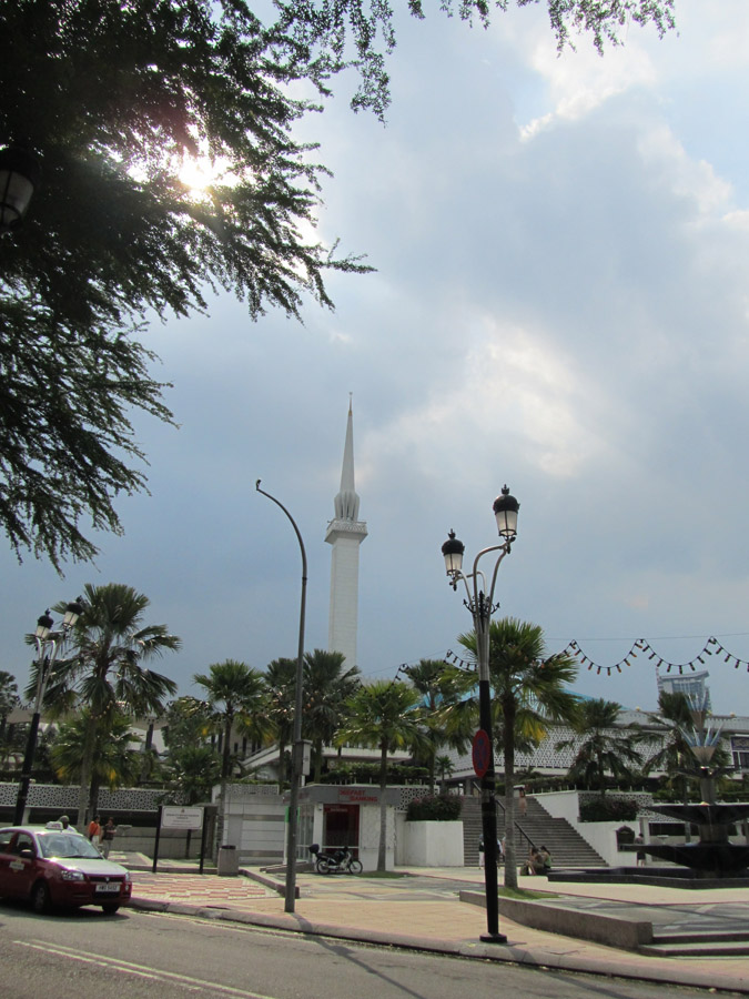 Куала Лумпур, пара пляжей Перхентиан и Тиомана +  казино в С