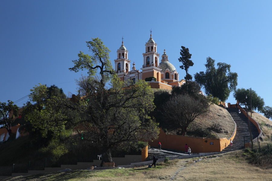Храмы, церкви, соборы и разные святые места (фото)