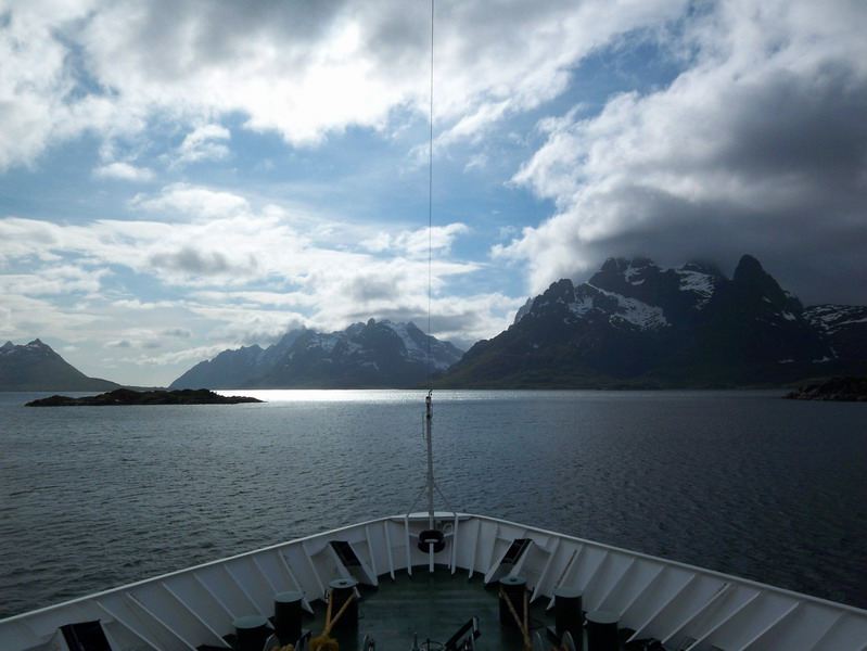 Hurtigruten - круиз вдоль побережья Норвегии! Теперь с фото!