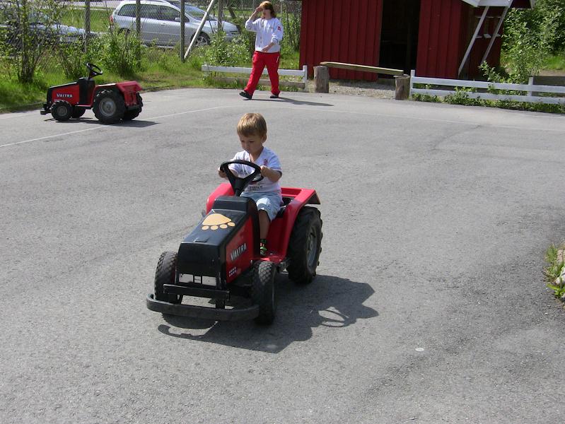 Обзорная Норвегия. Июнь 2009. С ребенком 2,5 года (Завершен)