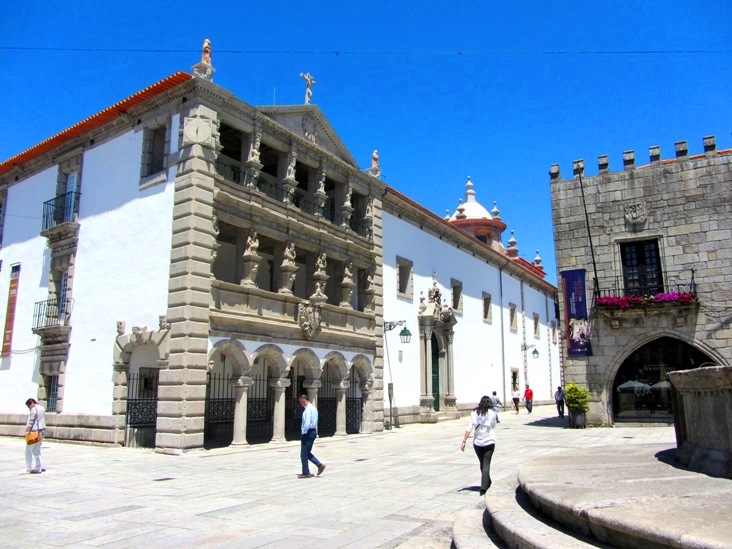 Порту и окрестности (Коимбра, Виана ду Каштело, Брага, Гимарайш, Вила ду Конде)