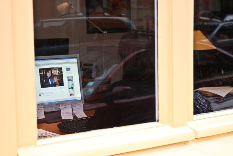 Небо над Берлином..., Регенсбургом, Мюнхеном и Парижем